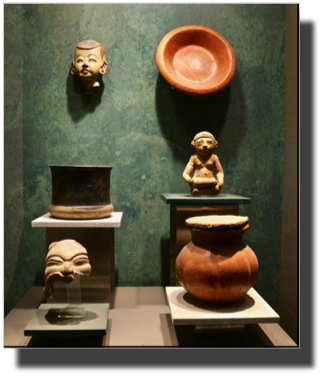 Museo Antropologio DSC02351 2.jpg Museo Antropologio DSC02351 2.jpg